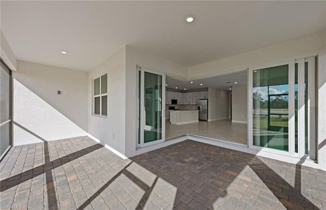 7132 Chapel Creek LN, North Fort Myers, FL 33917