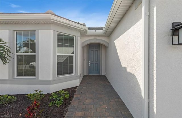7132 Chapel Creek LN, North Fort Myers, FL 33917
