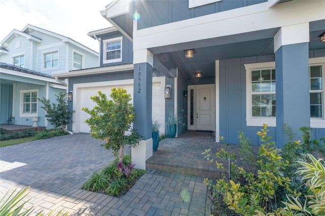 19552 Broad Shore Walk, Loxahatchee, FL 33470