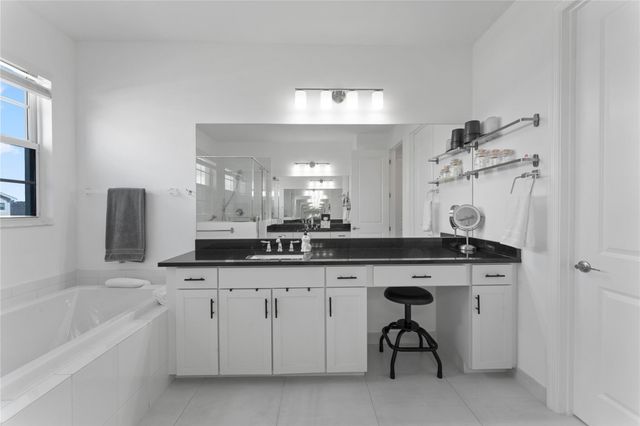 19552 Broad Shore Walk, Loxahatchee, FL 33470