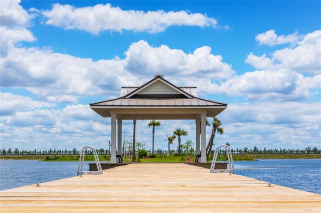 19552 Broad Shore Walk, Loxahatchee, FL 33470