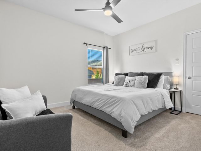 112 Pecan Lane, Rhome, TX 76078