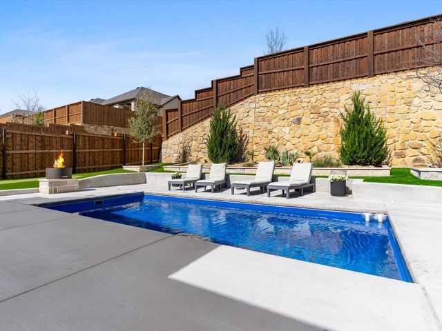 112 Pecan Lane, Rhome, TX 76078