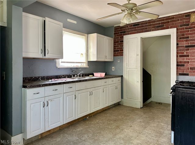 1171 Erieview Road, Cleveland Heights, OH 44121