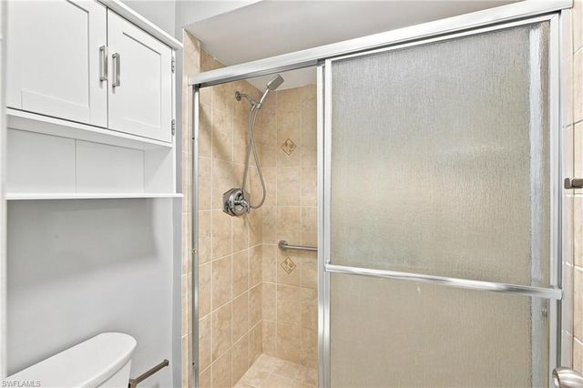 646 12th CT 17, Cape Coral, FL 33990