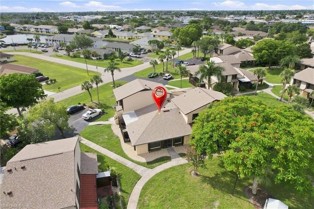 646 12th CT 17, Cape Coral, FL 33990