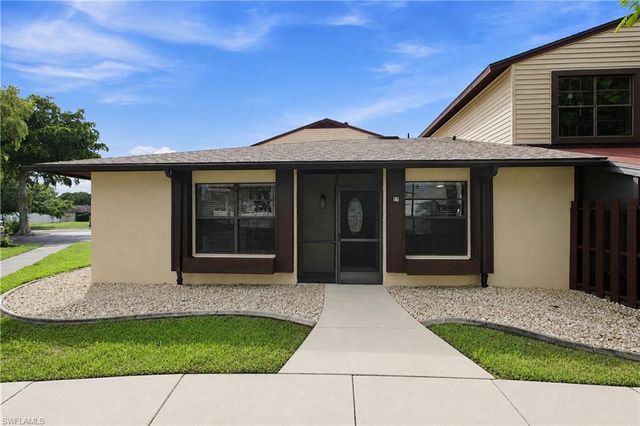 646 12th CT 17, Cape Coral, FL 33990