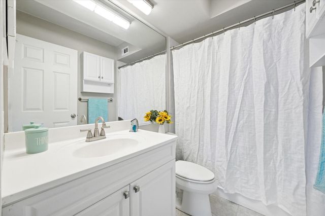 12633 Memorial Drive 176, Houston, TX 77024