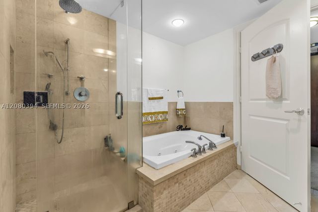 1200 Holiday Dr 208, Fort Lauderdale, FL 33316