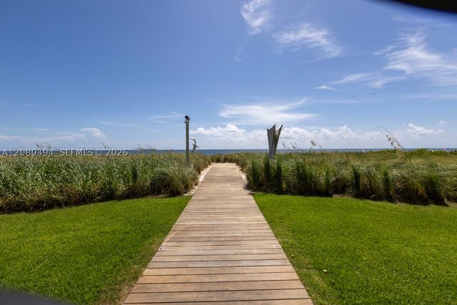 1200 Holiday Dr 208, Fort Lauderdale, FL 33316