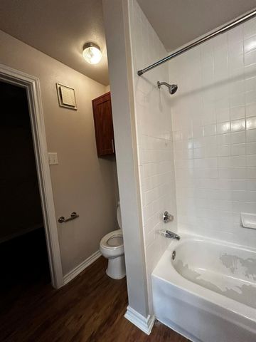 6804 N Capital Of Texas Highway 827, Austin, TX 78731