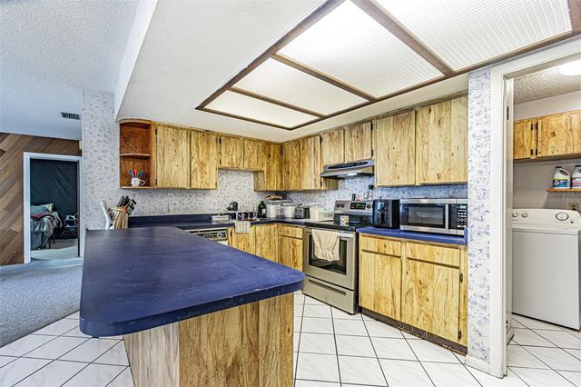 18425 SWAN LAKE DRIVE, Lutz, FL 33549