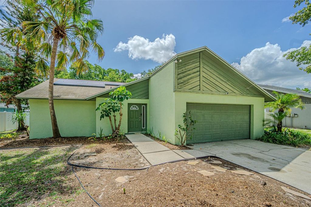 18425 SWAN LAKE DRIVE, Lutz, FL 33549