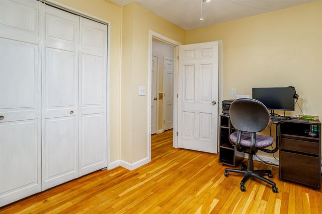 3 Wallace Drive, Merrimack, NH 03054