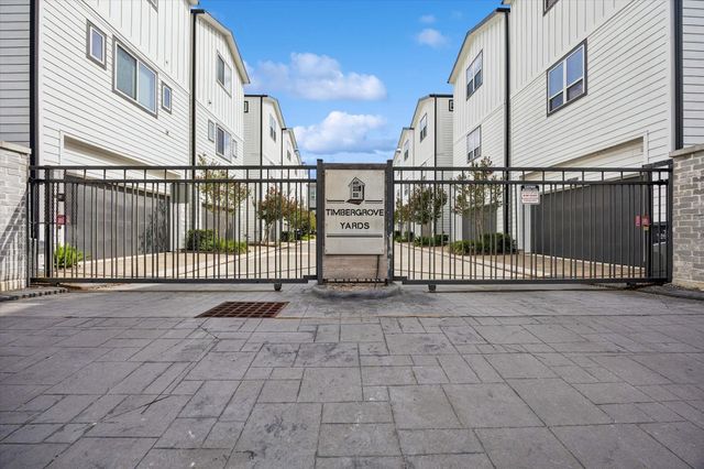 2491 W 11th Street, Houston, TX 77008