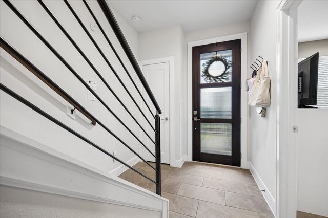 2491 W 11th Street, Houston, TX 77008