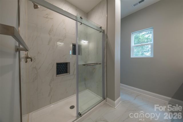 317 Old Airport Road 33, Statesville, NC 28677