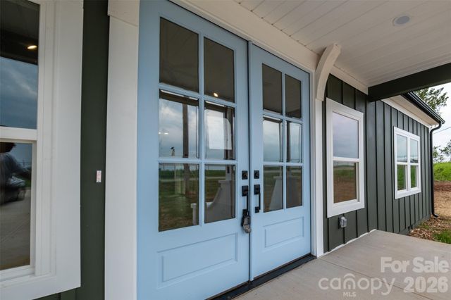 317 Old Airport Road 33, Statesville, NC 28677