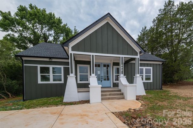317 Old Airport Road 33, Statesville, NC 28677