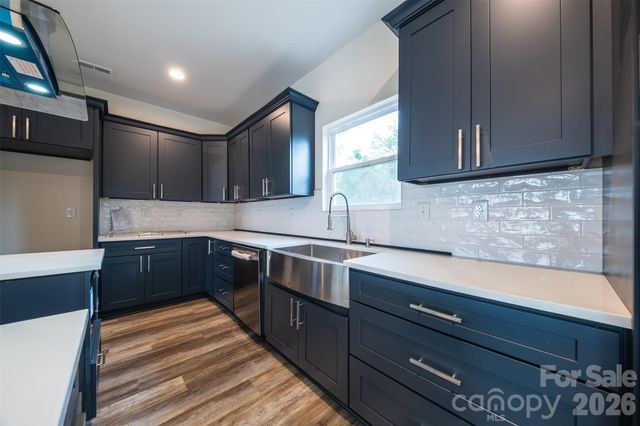 317 Old Airport Road 33, Statesville, NC 28677