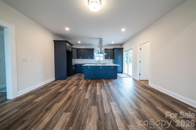 317 Old Airport Road 33, Statesville, NC 28677