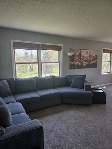1627 W Barnes Road, Leslie, MI 49251
