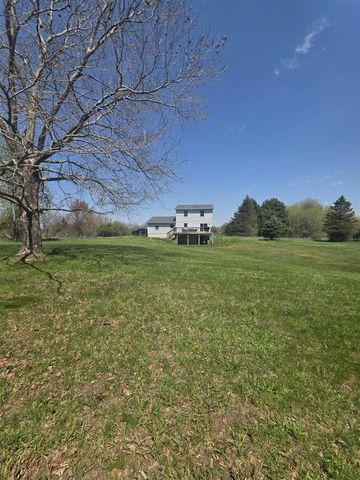 1627 W Barnes Road, Leslie, MI 49251