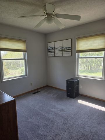 1627 W Barnes Road, Leslie, MI 49251