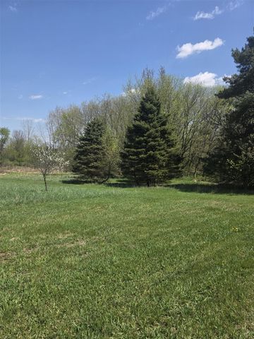 1627 W Barnes Road, Leslie, MI 49251
