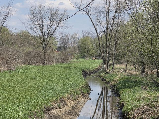 1627 W Barnes Road, Leslie, MI 49251