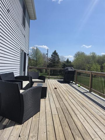1627 W Barnes Road, Leslie, MI 49251