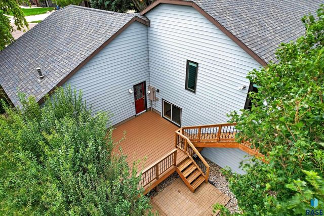 3500 S Marson Manor Cir Circle, Sioux Falls, SD 57103