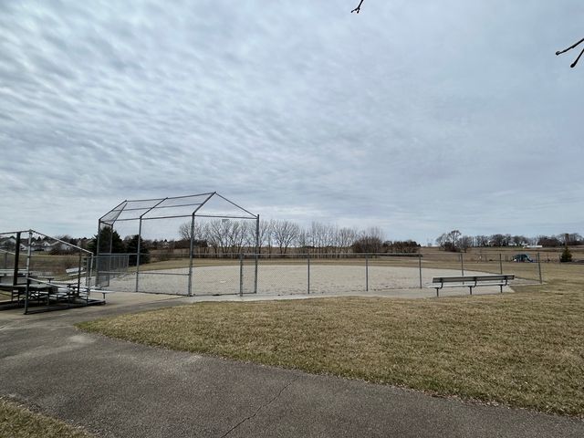 538 Mallard Lane B, Sugar Grove, IL 60554