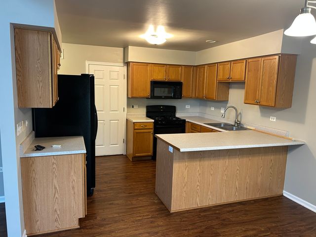 538 Mallard Lane B, Sugar Grove, IL 60554