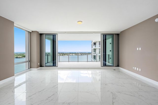 1 Water Club Way 1604, North Palm Beach, FL 33408