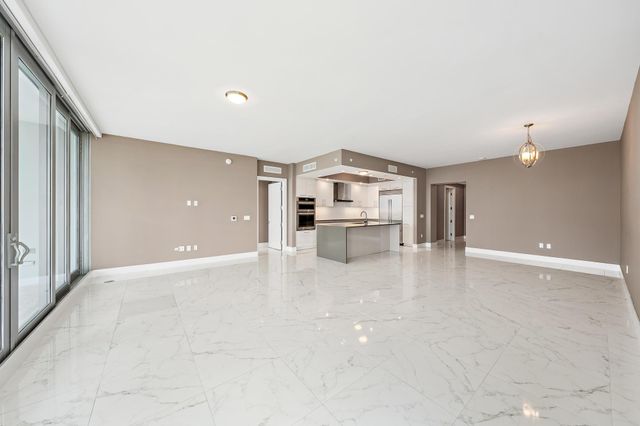 1 Water Club Way 1604, North Palm Beach, FL 33408