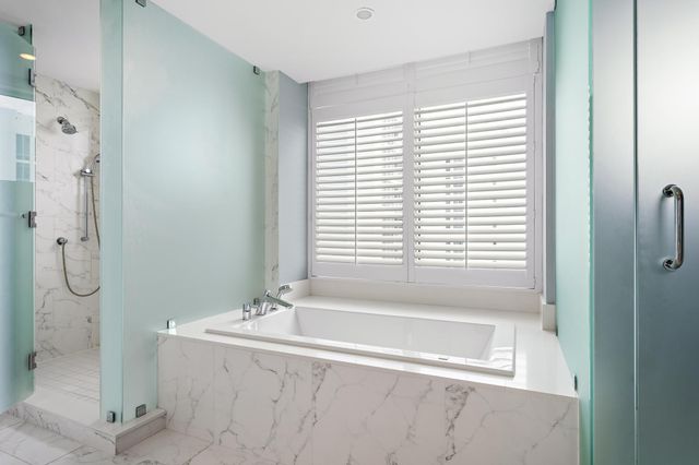 1 Water Club Way 1604, North Palm Beach, FL 33408