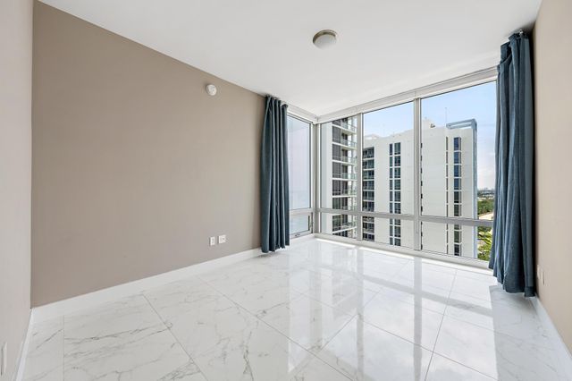 1 Water Club Way 1604, North Palm Beach, FL 33408