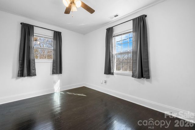 503 E Herman Street, Newton, NC 28658