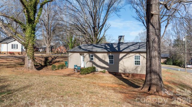 503 E Herman Street, Newton, NC 28658