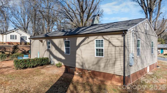 503 E Herman Street, Newton, NC 28658