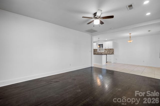 503 E Herman Street, Newton, NC 28658