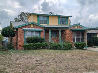 6542 W commerce, San Antonio, TX 78227
