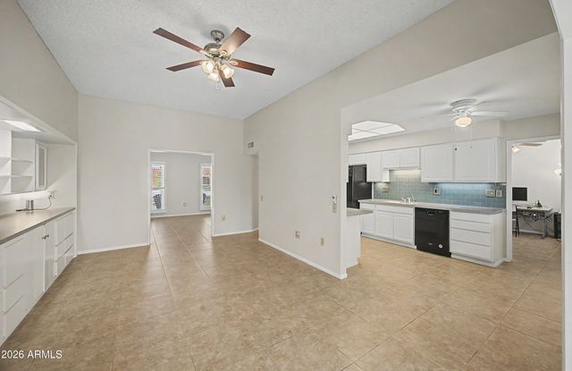 10833 W ACACIA Drive, Sun City, AZ 85373