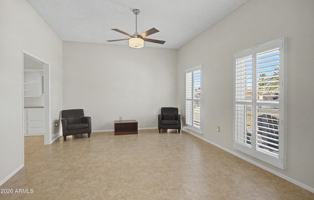 10833 W ACACIA Drive, Sun City, AZ 85373