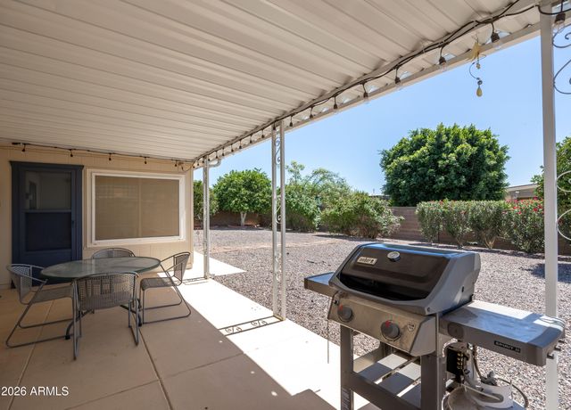 10833 W ACACIA Drive, Sun City, AZ 85373