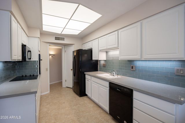 10833 W ACACIA Drive, Sun City, AZ 85373