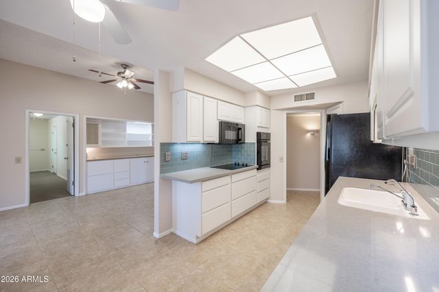 10833 W ACACIA Drive, Sun City, AZ 85373