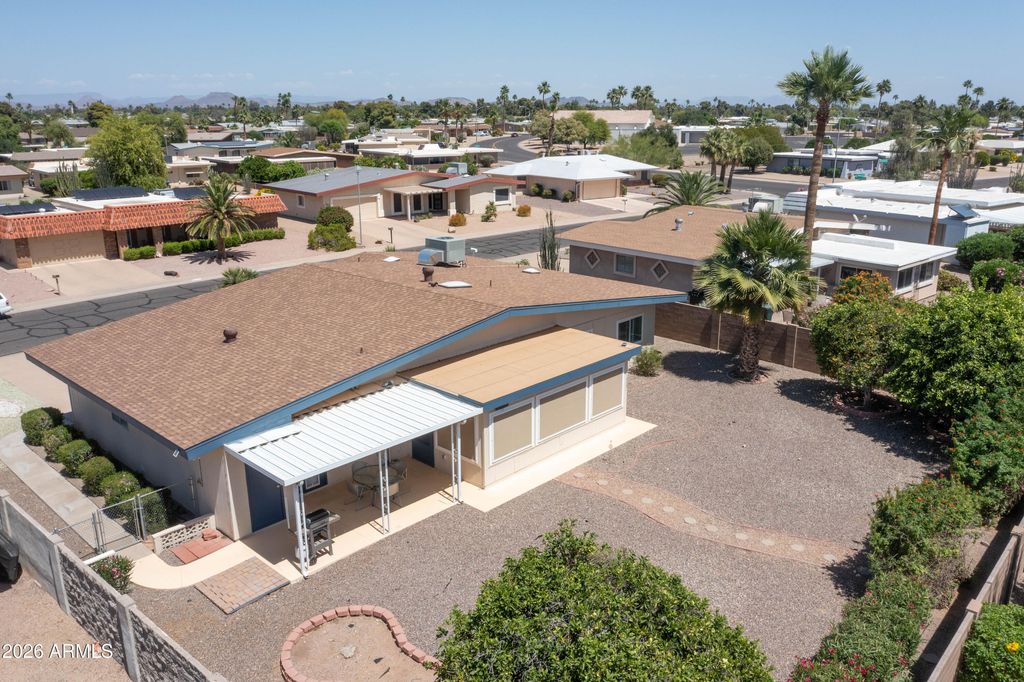 Image 31 of property listing at 10833 W ACACIA Drive, Sun City, AZ 85373