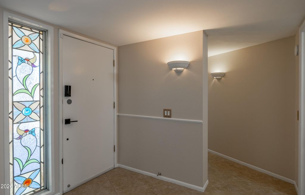 Image 5 of property listing at 10833 W ACACIA Drive, Sun City, AZ 85373